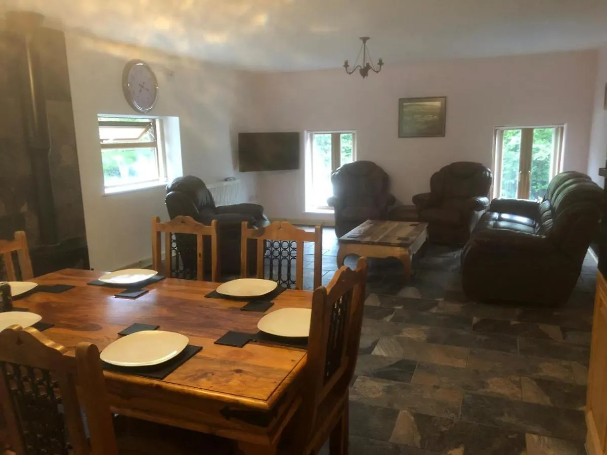Hotel The Falcon Inn Retreat Aberdare