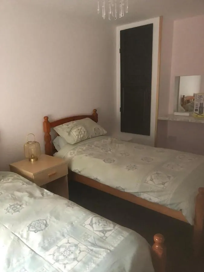 The Falcon Inn Retreat Aberdare Hotel